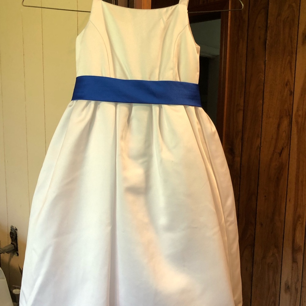 Little girl party dress size 4